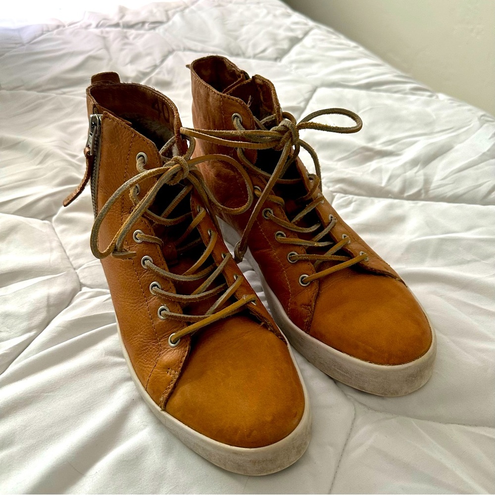 Blackstone Rabbit Fur Lined Sneakers